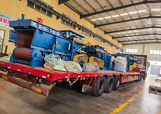 山东东达机电有限责任公司四台防溃仓链板式给煤机顺利发货